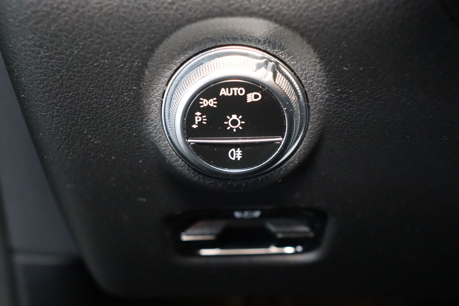 Fahrzeugabbildung Mercedes-Benz C 220 T d * LED * Standhzg. *