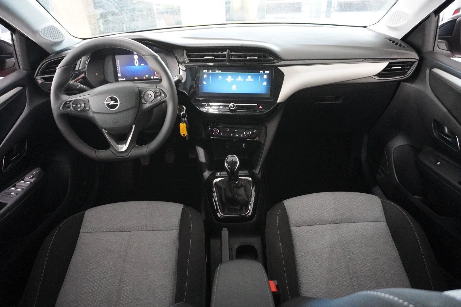 Fahrzeugabbildung Opel Corsa F 1.2 FACELIFT NAVI/LED/KAMERA/VIRTU./DAB+