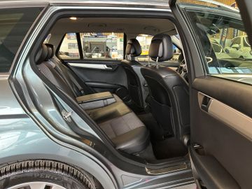 Mercedes-Benz C 220 T CDI BlueEfficiency *Avantgarde*TOP*PDC*