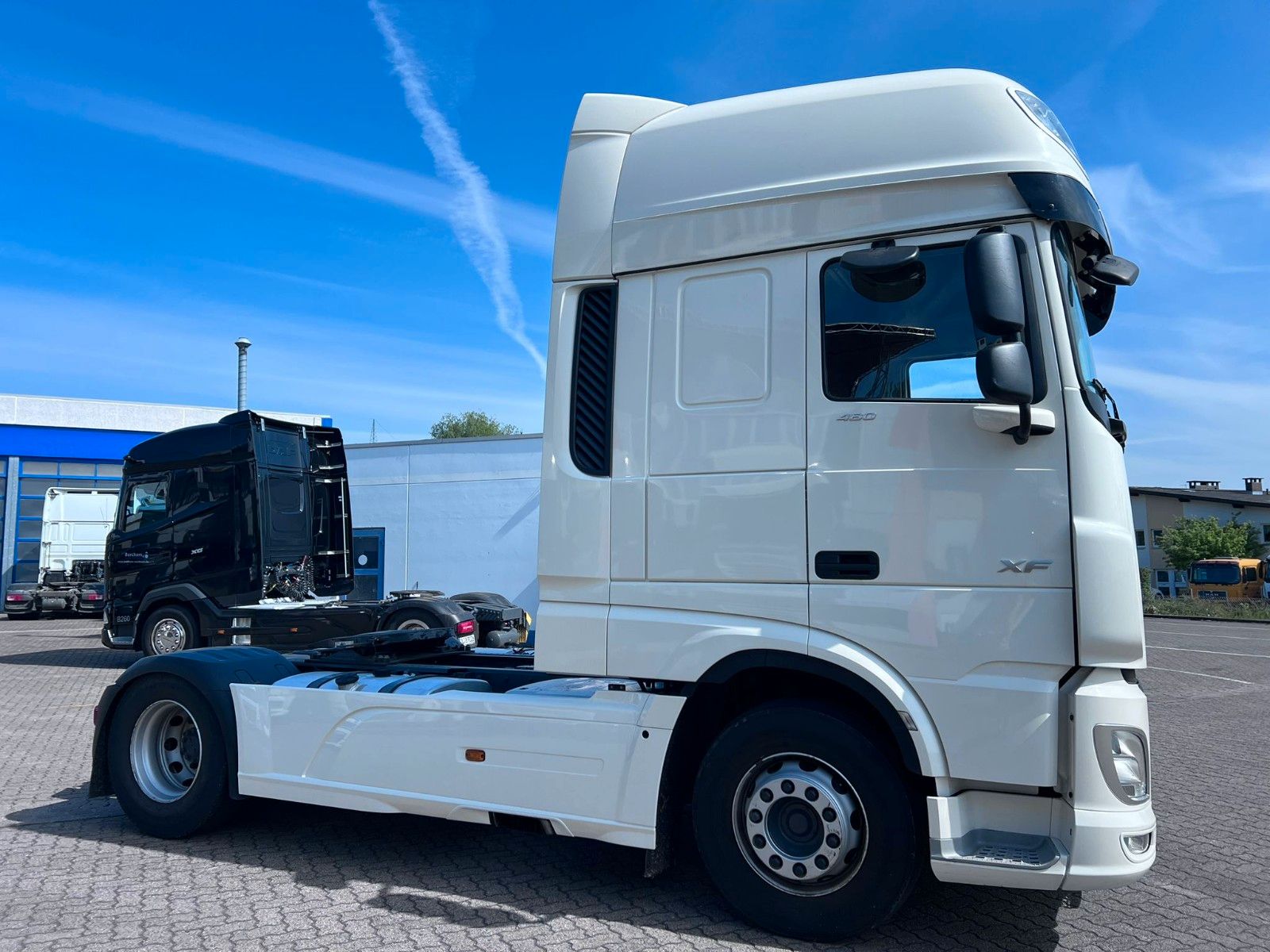 Fahrzeugabbildung DAF DAF 2 Stück SSC XF 480 FT, Intarder