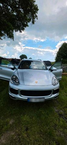 PORSCHE Porsche Cayenne Diesel  262 PS  EZ 09/20...