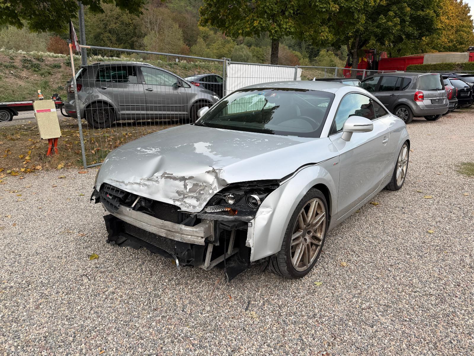 Audi TT 2.0 TFSI Coupé S-Line *BOSE*Navi*Xenon*