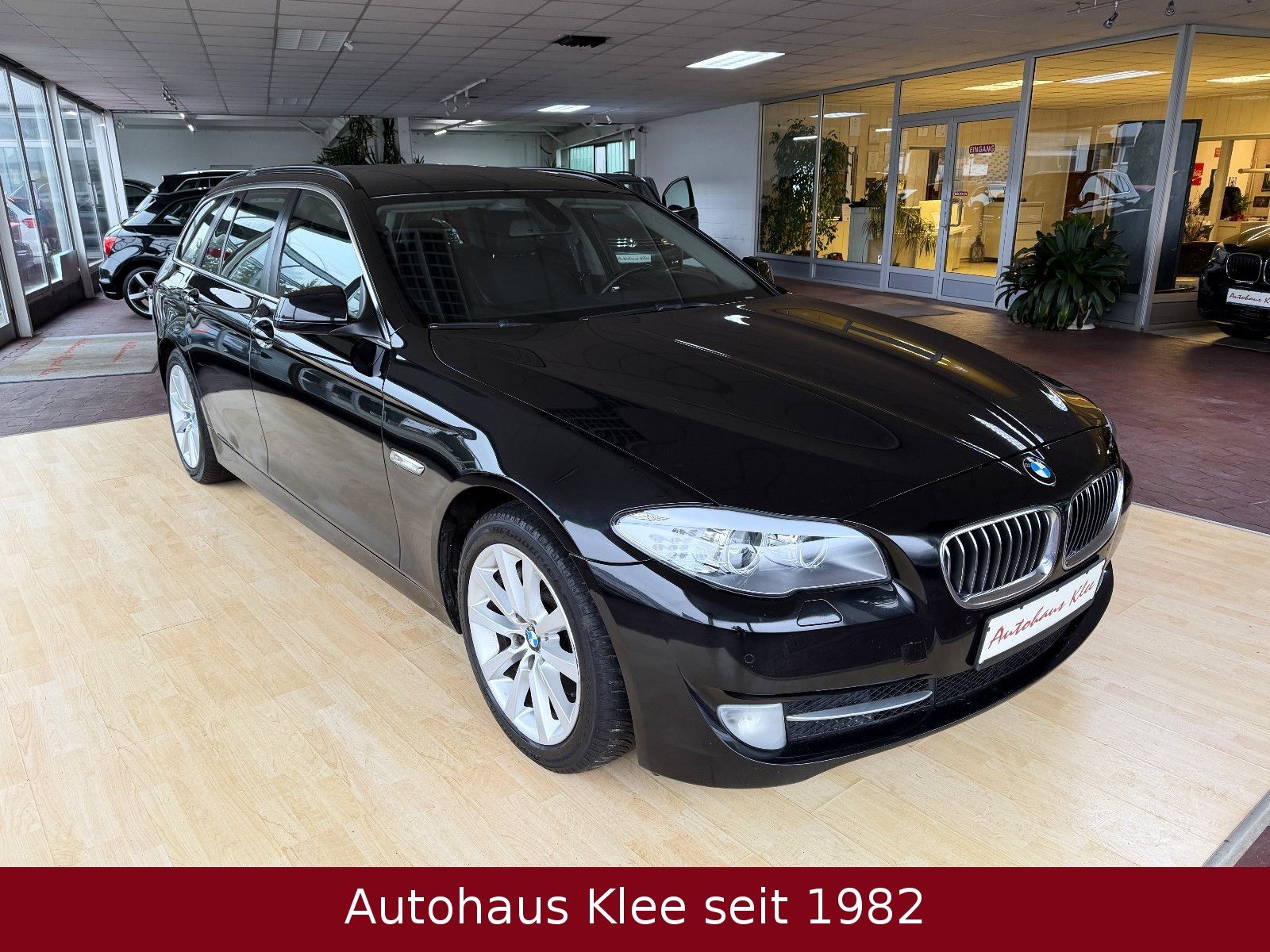 BMW BMW 525d Touring Steptronic *Tüv neu*AHK*Xenon*Nav