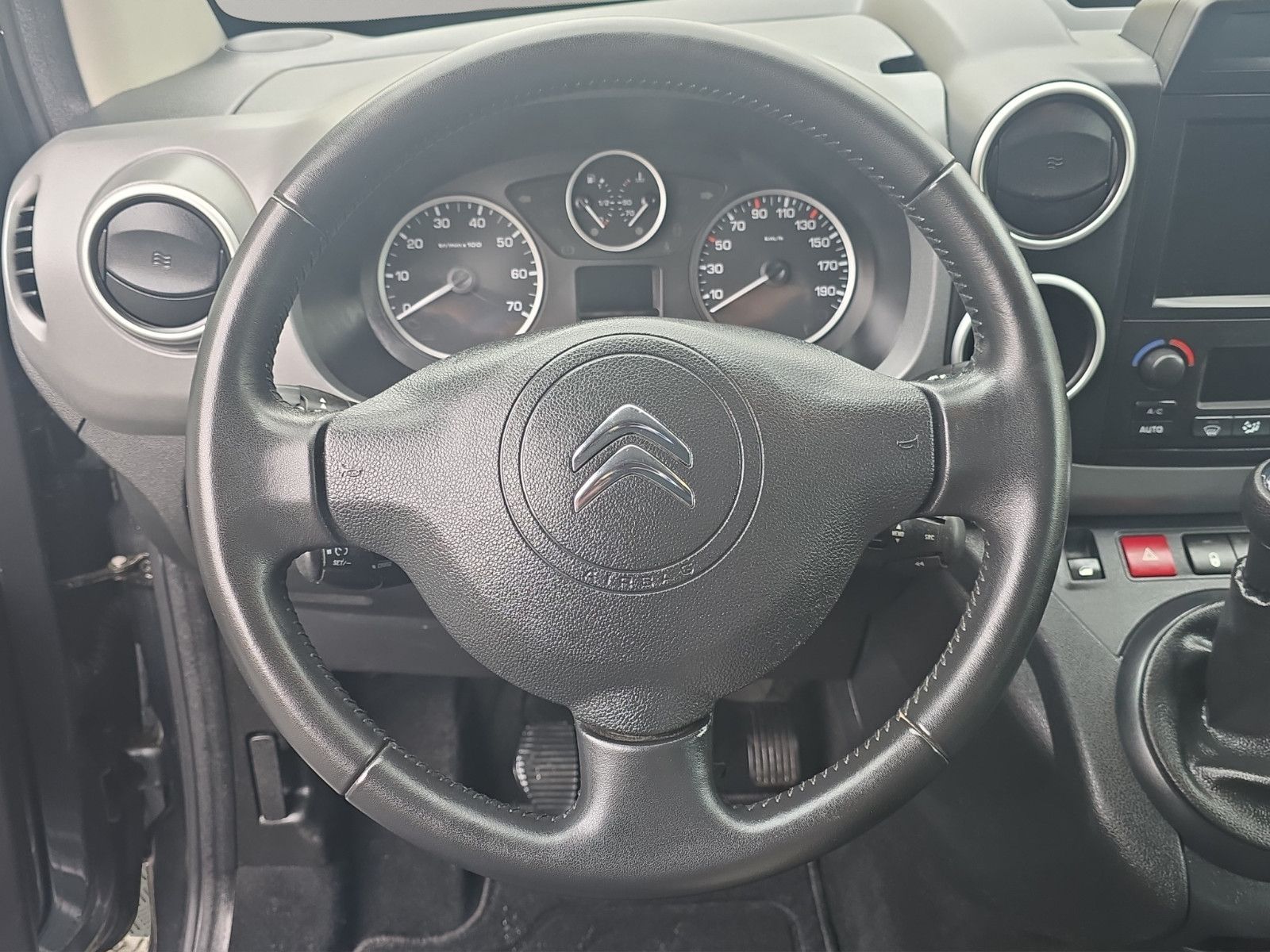 Fahrzeugabbildung Citroën Berlingo Multispace KINDER-PAKET AUS 1.HAND