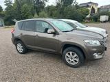 Toyota RAV 4 2,0-l-Valvematic 4x4 Life Life - gebrauchte Toyota RAV 4 aus dem Jahr 2011