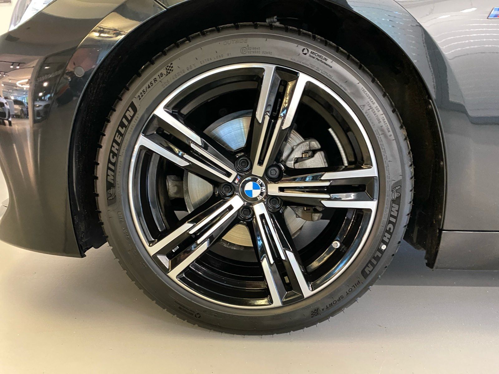 BMW 220 - Bild 15