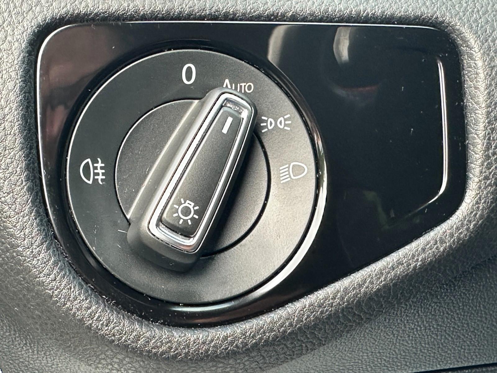 Volkswagen Golf VII Lim. GTI Performance DSG LED SHZ, миниатюра 25