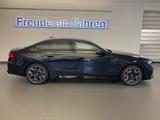 BMW i5 eDrive40 M Paket Pro,Pano,AHK,H/K,Leder  - BMW i5 von privat