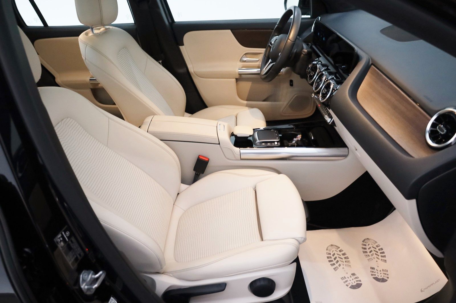 Fahrzeugabbildung Mercedes-Benz GLA 200 d,Leder,Navi,LED,Kamera,Panorama