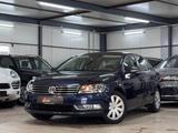 Volkswagen Passat Lim. Trendline BlueMotion WINTER*PDC*1.H - gebrauchte VW Passat aus dem Jahr 2012