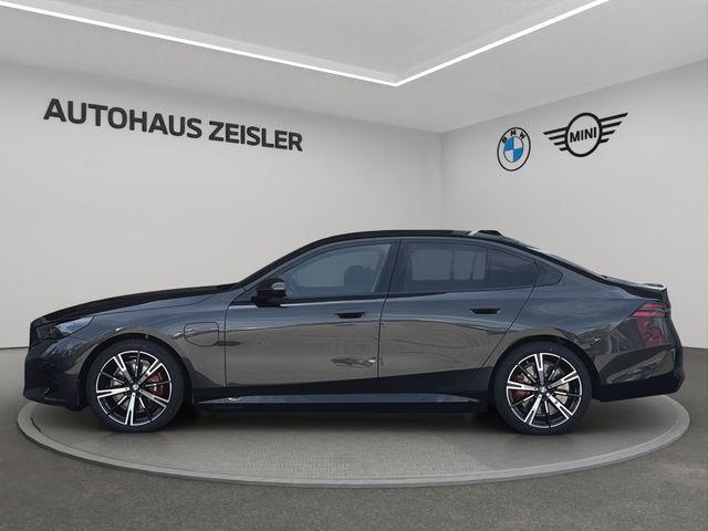 Foto Nummer 4: BMW 550e xDrive
