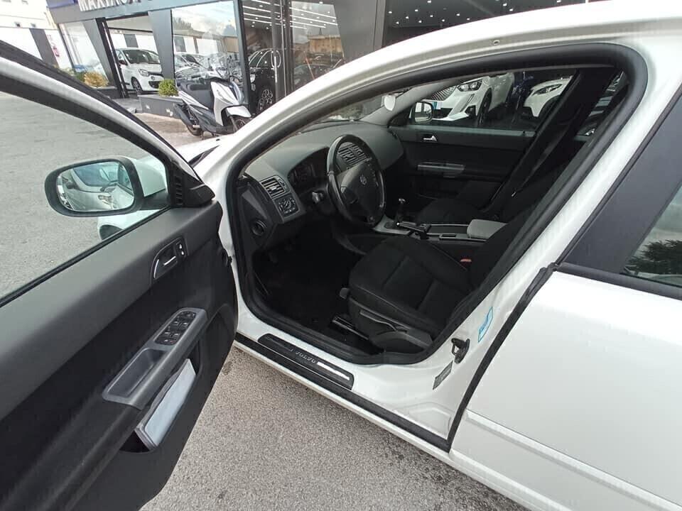 VOLVO V50 - 1.6 DIESEL - 114 CV - BVM