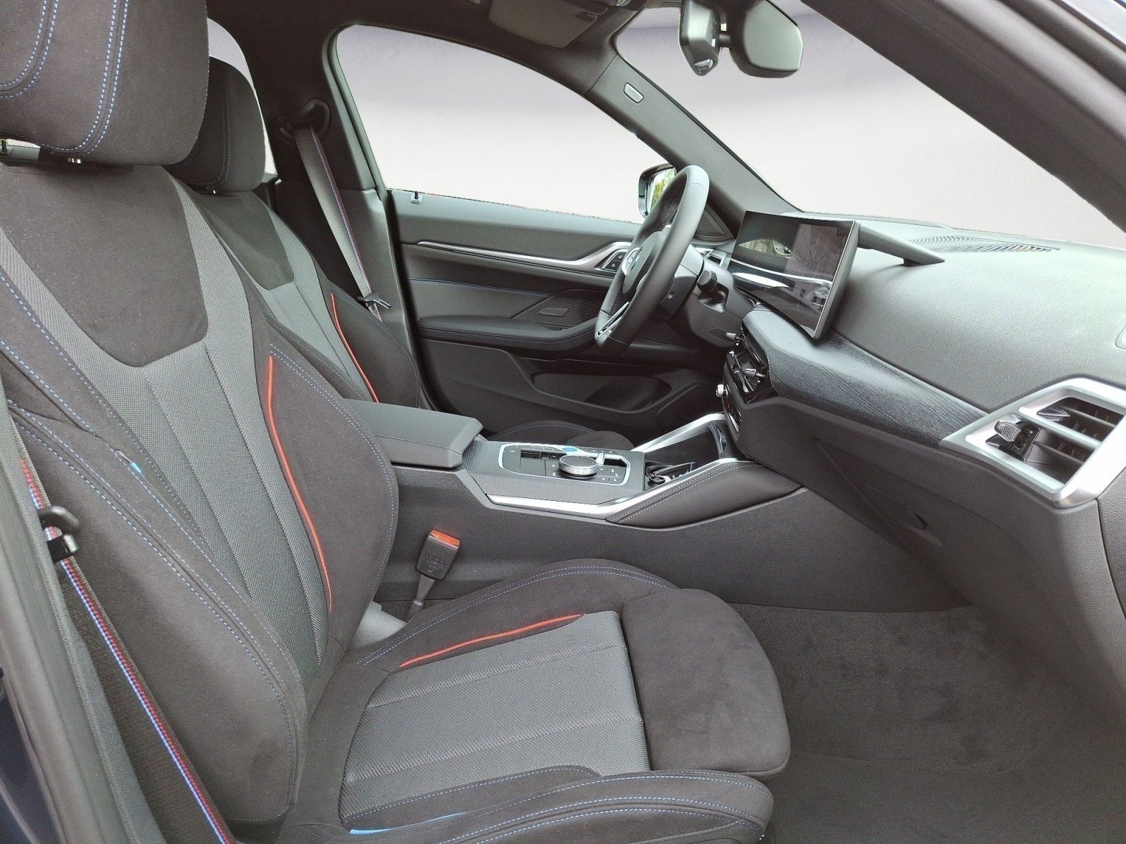 BMW i4 - Bild 9