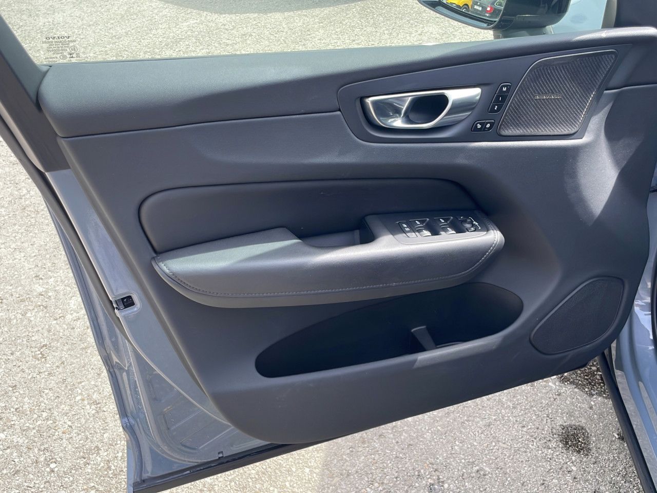 Volvo XC 60 Plus Dark AWD Bluetooth Navi LED Klima foto 6