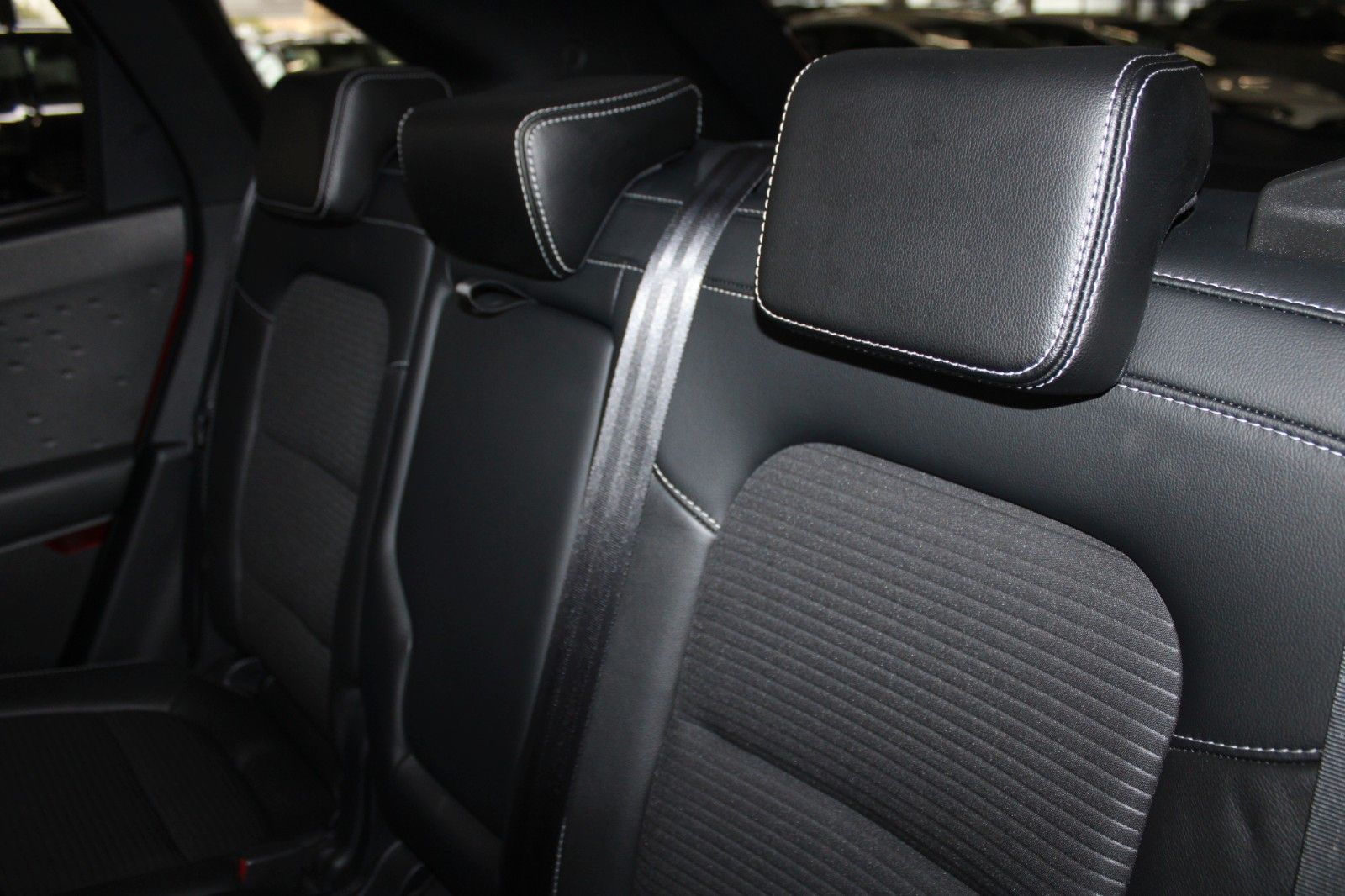 Fahrzeugabbildung Ford Kuga PHEV Titanium X ACC AHK HUD LED Cam WinterP