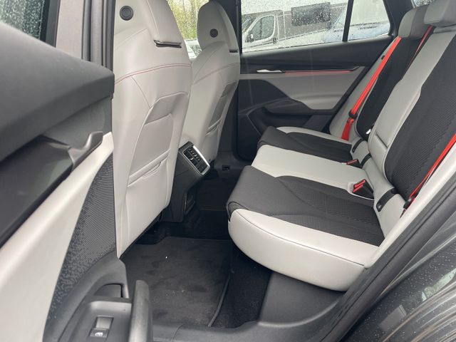 Skoda Elroq 85 *0,25%*AHK*ACC*CAM*SHZ*MATRIX*NAVI*WÄPU
