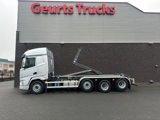 DAF XF 530 8X2 TRIPLE VDL S-30-6700 HAAKARMSYSTEEM/A