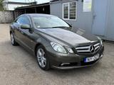 Mercedes-Benz E 350 Coupé E 350 CDI BlueEFFICIENCY ELEGANC... - Mercedes-Benz E 350: Cdi Blueefficiency