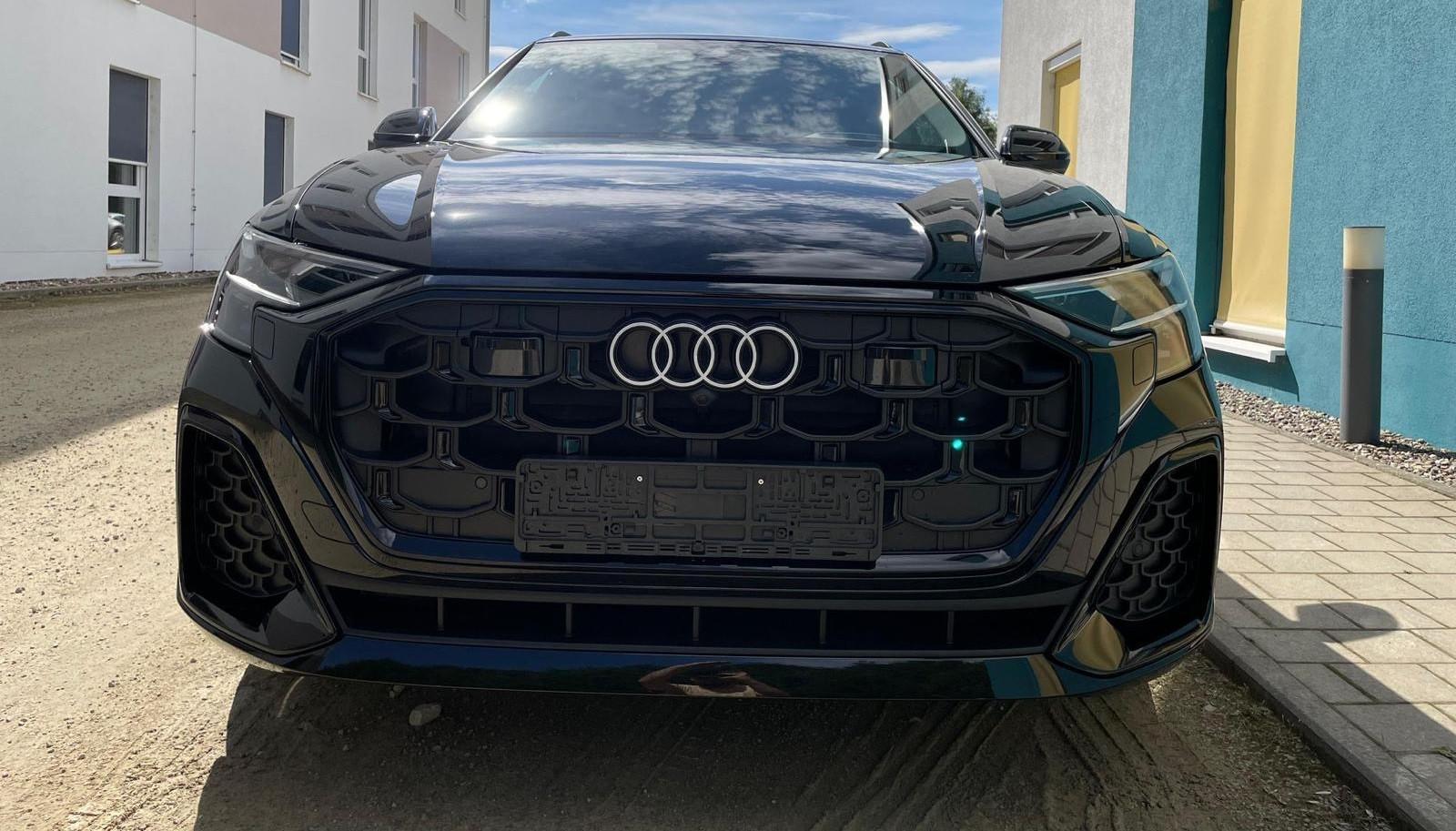 Audi Q8+S-LINE+23"+PANO+OPTIK PACK+LEDER-2200 KM!