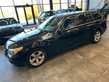 BMW 530 i Touring *Klima*Navi*Xenon*AHK*Freisprech*
