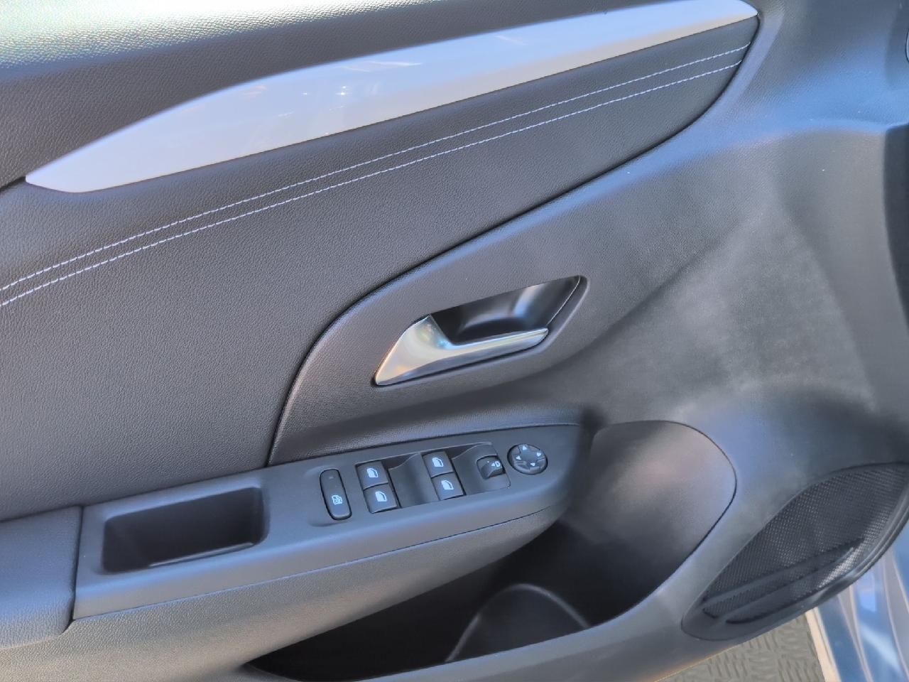 Fahrzeugabbildung Opel Corsa F 1.2T GS - LED, Navi, Sitzhzg, Lenkradhzg