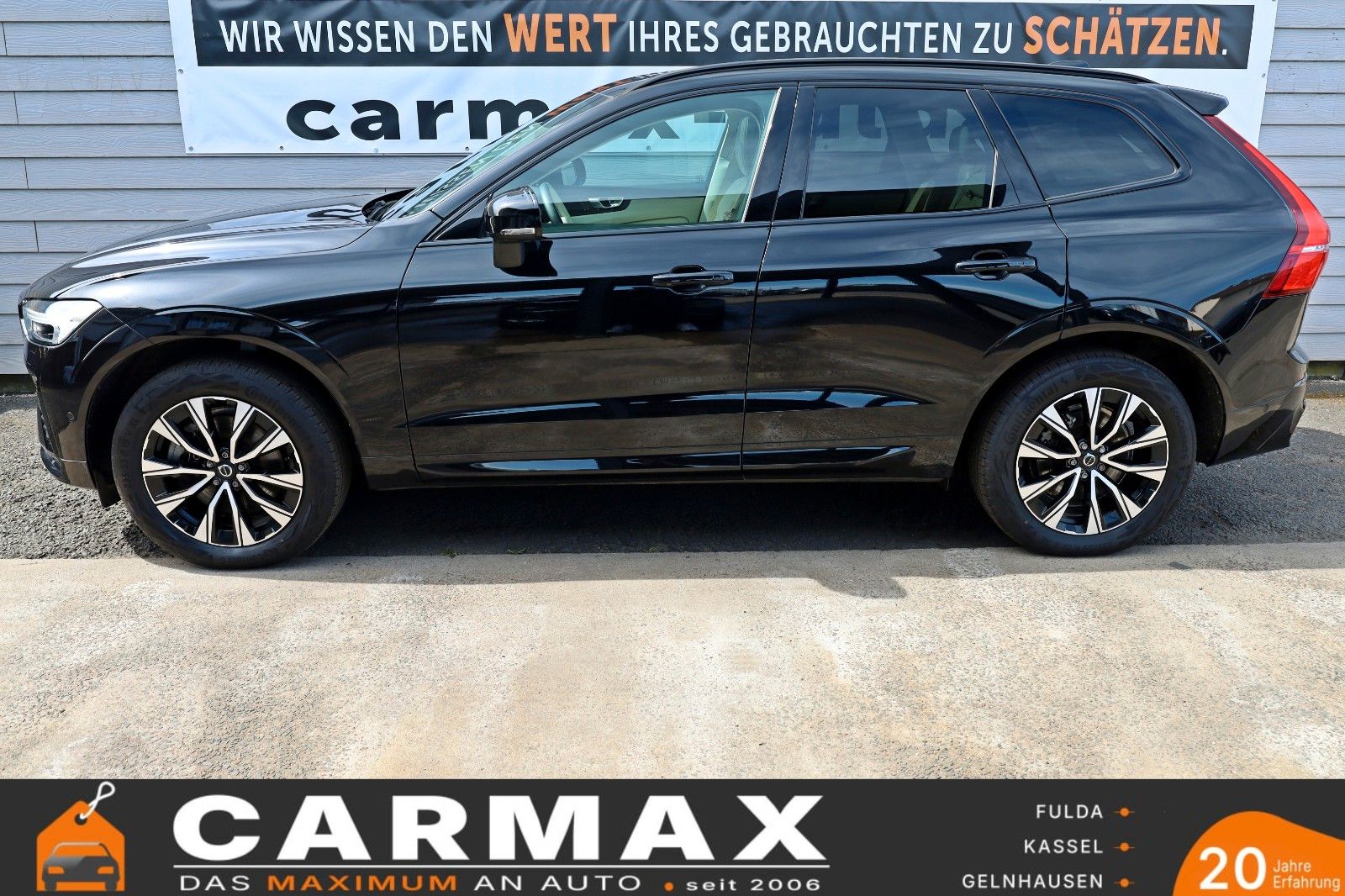 Fahrzeugabbildung Volvo XC60 AWD Plus Dark Leder,LED,Panorama,360° Cam