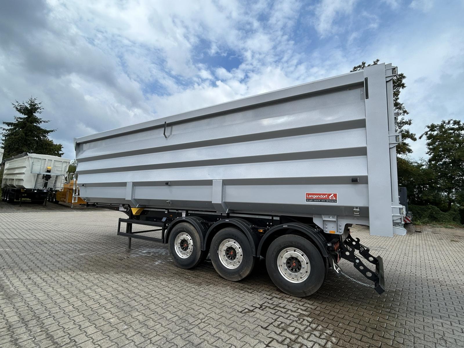 Langendorf SKS 24/30 55 cbmSMART Stahl Schrottmulde