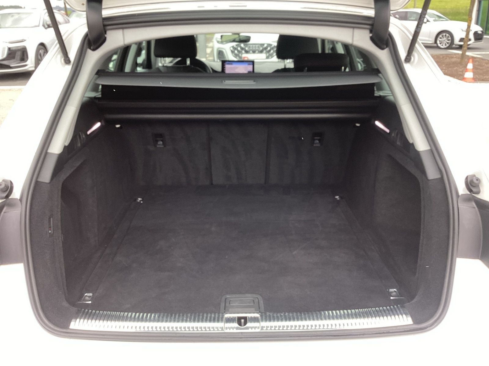 Audi A4 Avant 35 TDI S-Tronic S-Line, AHK, Tempomat,  foto 14