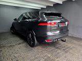 Jaguar F-PACE 20d Chequered Flag AWD, R-KAM, ACC, AHK - Jaguar F-Pace Chequered-Flag