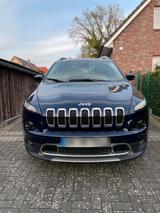 Jeep  Cherokee  2.2 Tdi - Jeep Cherokee in Hamburg