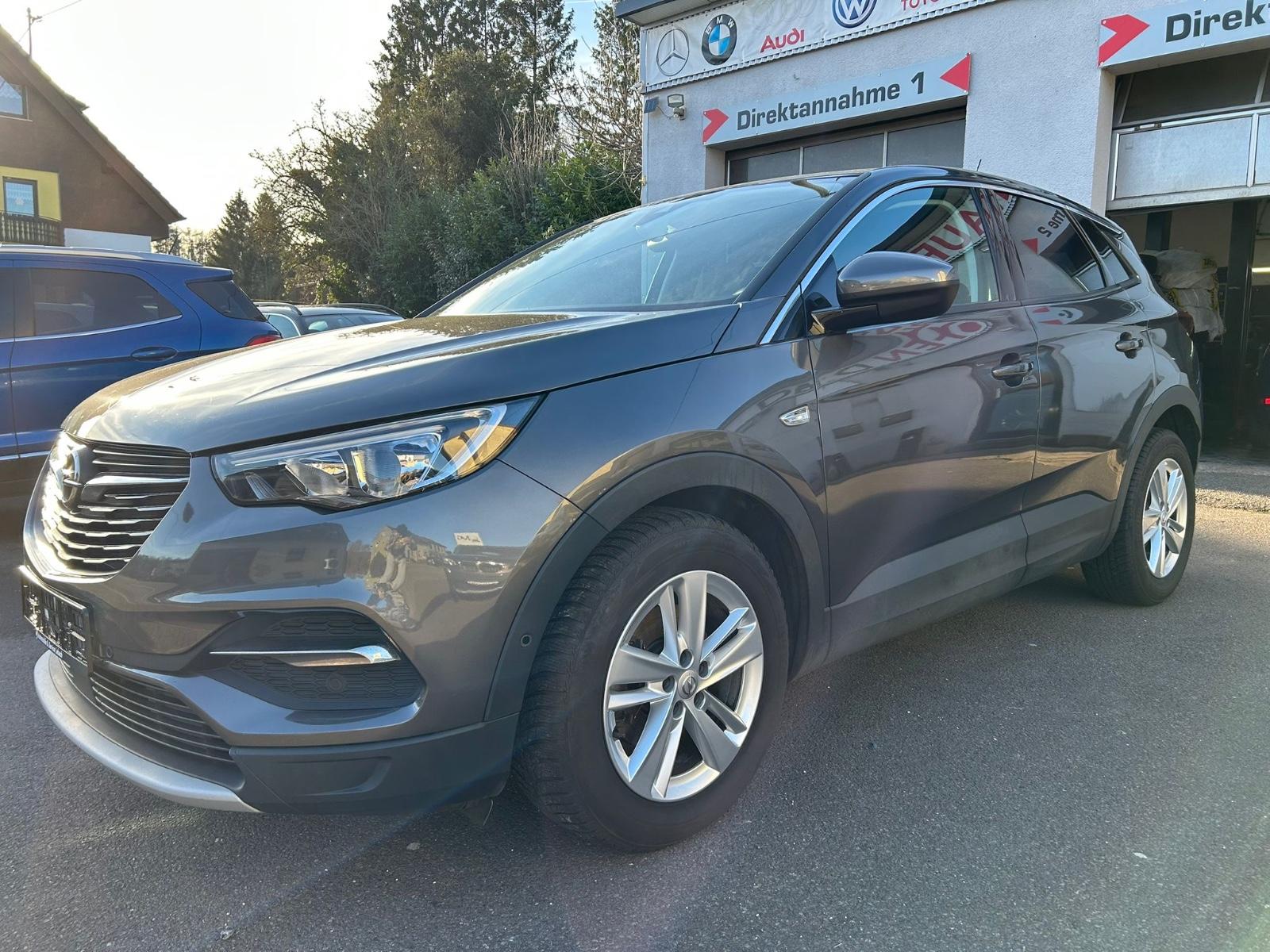 Opel Grandland X Innovation NAVI/SHZ/LHZ/TEMP