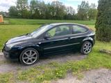 Ford Focus stufenheck 2,0 - Ford Focus aus 2005: ST