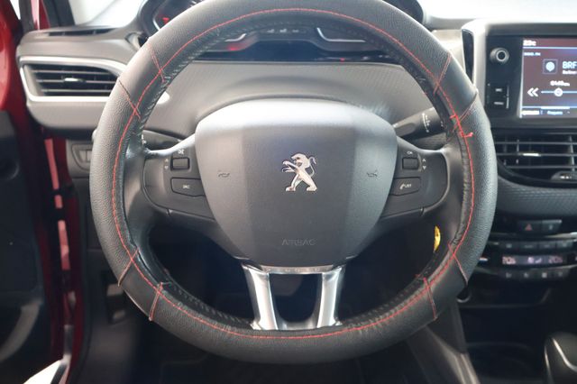 Peugeot 2008 Active Automatik Kamera Klimaautomatik
