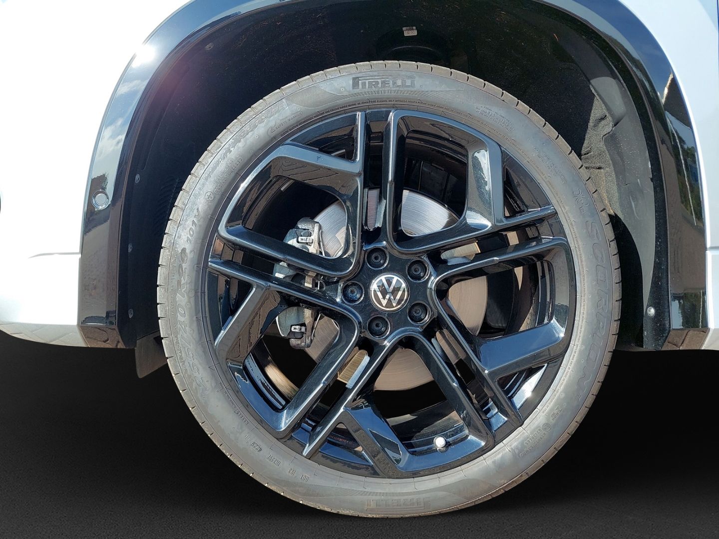 Volkswagen Tayron 2.0 TDI R-Line 4Motion AD StandHZG AHK-kl foto 3