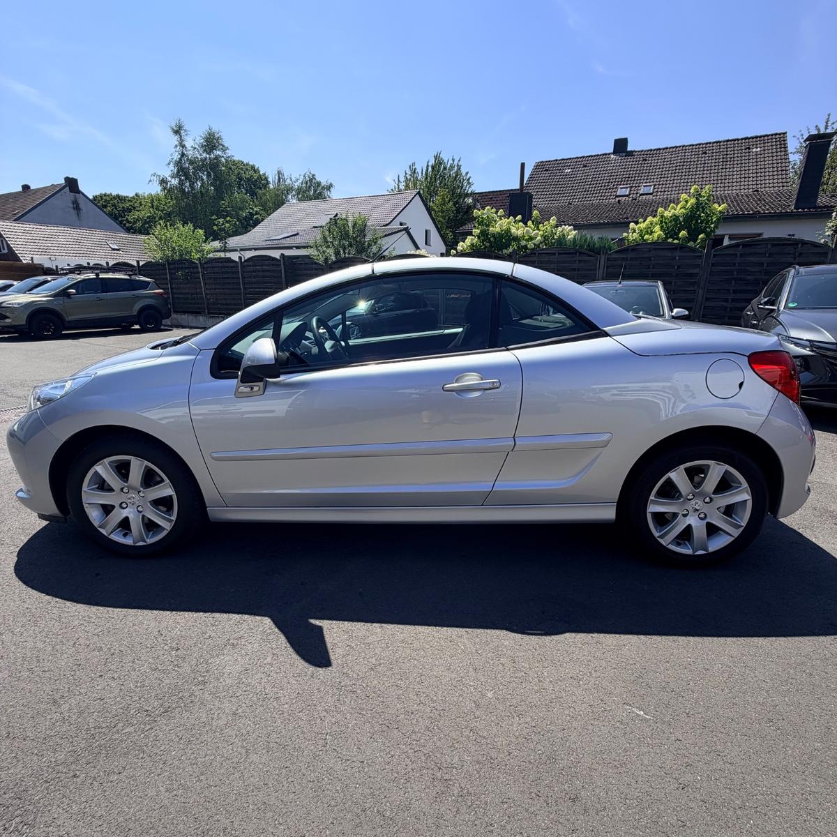 Peugeot 207 CC Cabrio-Coupe Sport *29.800km* ! 1.Hd -TOP