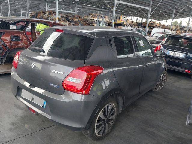 Suzuki SWIFT V 1.2 DUALJET+HYBRID 90