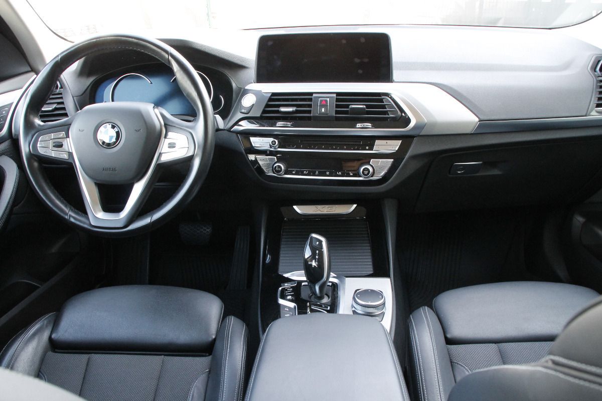 Fahrzeugabbildung BMW X3 xDrive 20 d 2.0 xDrive SAV