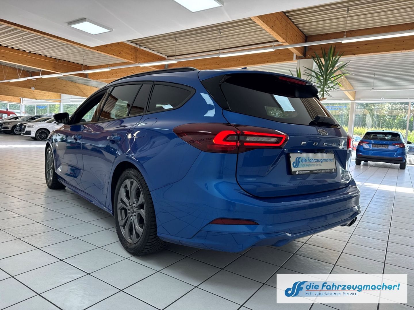 Fahrzeugabbildung Ford Focus Turnier ST-Line Sportpaket Navi Memory Sit