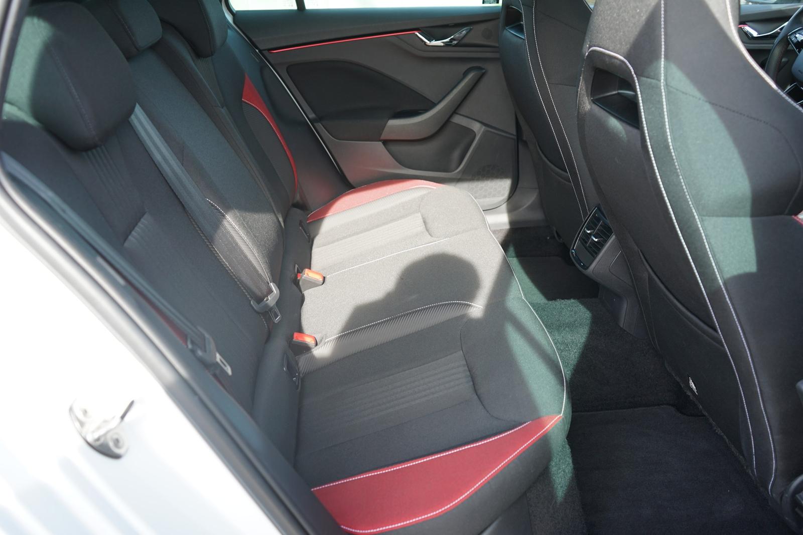 Skoda Scala 1.0 TSI DSG Monte Carlo LED Navi Panorama