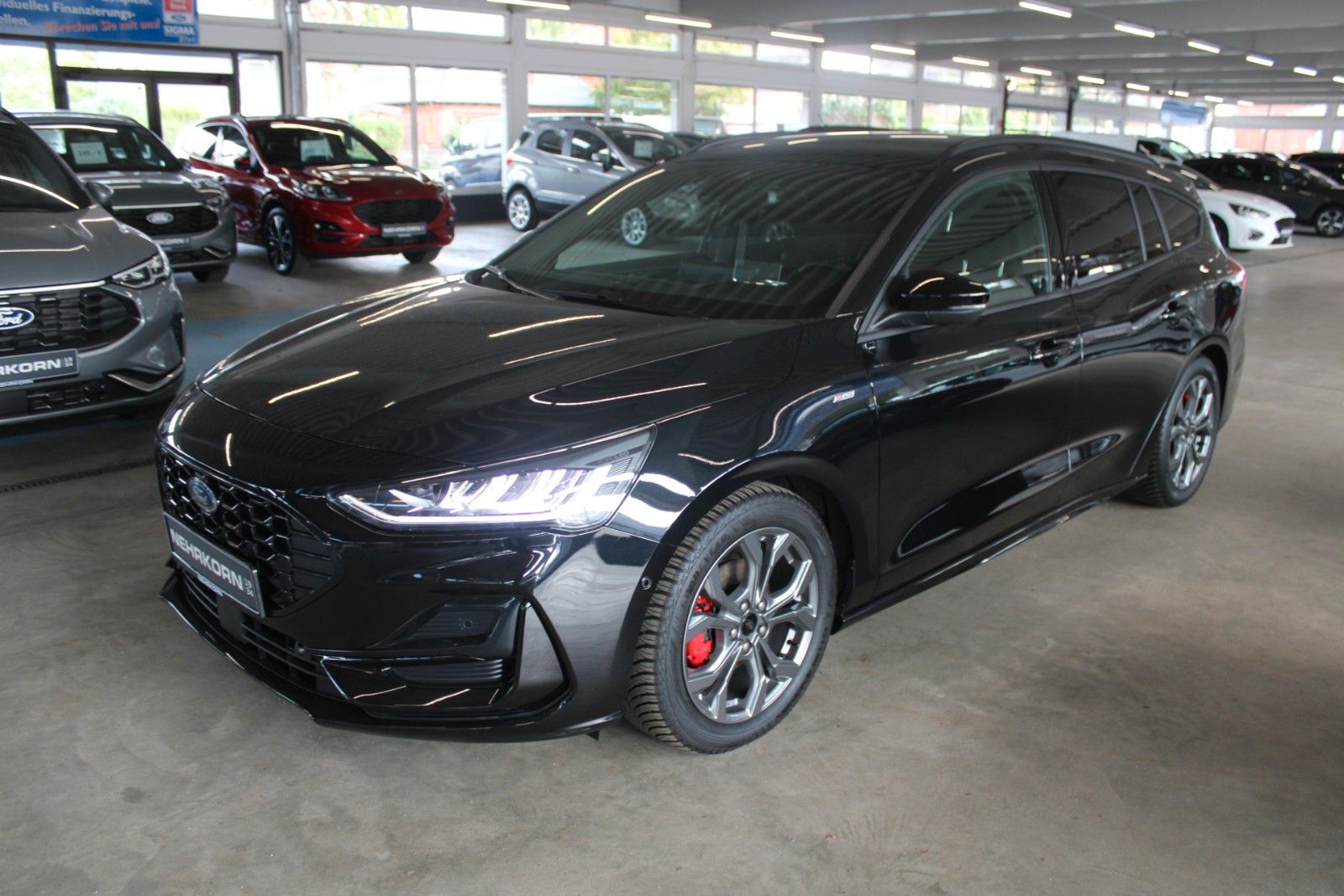 Fahrzeugabbildung Ford Focus ST-Line X Aut. LED ACC Pano HUD WinterPak.
