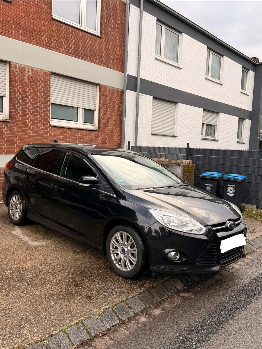 Ford Focus 2012 — engine 125 HP (92kW)
