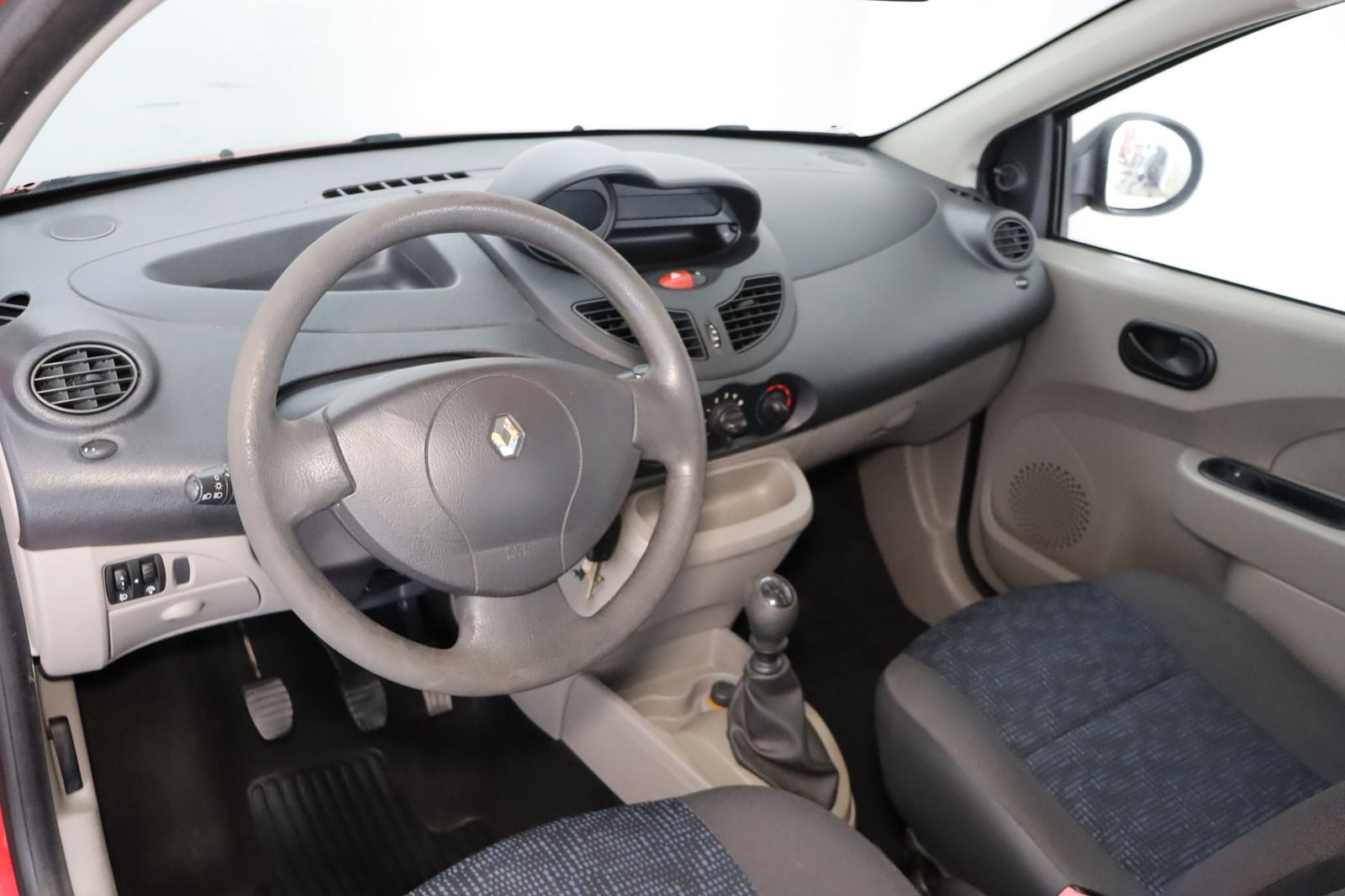 Fahrzeugabbildung Renault Twingo 1.2 * Navigationssystem