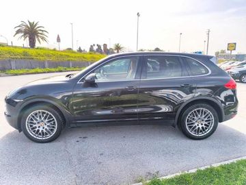 Porsche Cayenne - 7