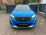 Peugeot 2008 Allure Pack1 HAND! TÜV 06/2027! S-HEFT! TOP - Peugeot 2008: Geländewagen