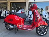 Vespa GTS 300 Super - VESPA ROT