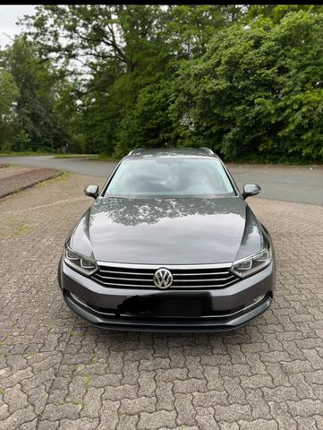 VW VW Passat Variant 2.0 TDI DSG ACC Navi Kam...