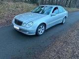 Mercedes-Benz Mercedes E320 Cdi Automatik Avantgarde. w2... - Mercedes-Benz E 320 aus 2003: Cdi