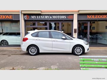 BMW 214 Active Tourer - 4