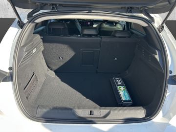 Peugeot 308 Allure Pack1.2 PureTech 130 +Kam.+Navi+360