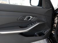 BMW 330 - Vorschau Bild 18
